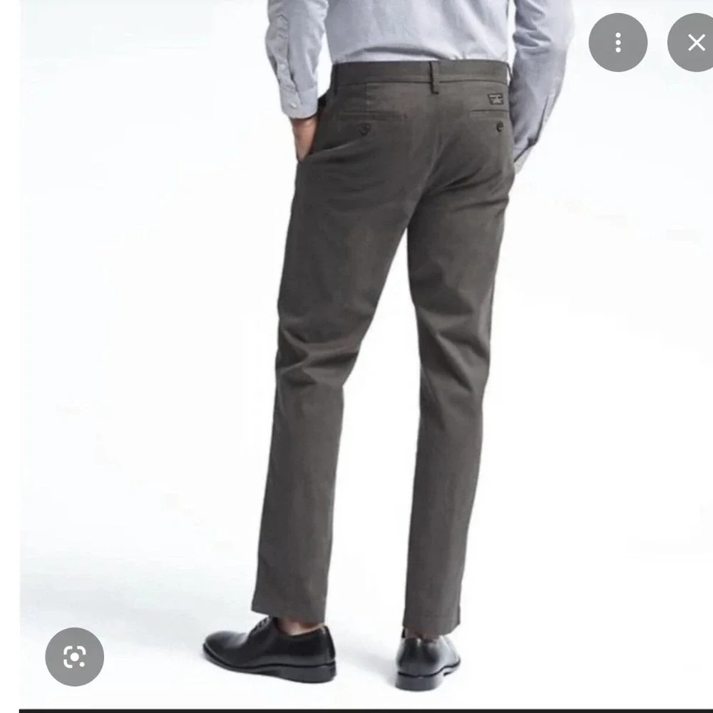 Banana Republic Men's Emerson Chino Pants Dark Gray‎ Straight Cotton- 31/30